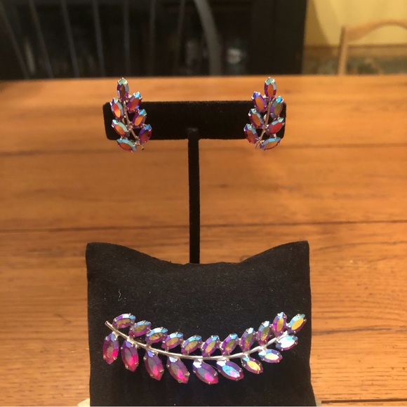 🌸VTG B. David Rhinestone Brooch and Earrings - Picture 2 of 11